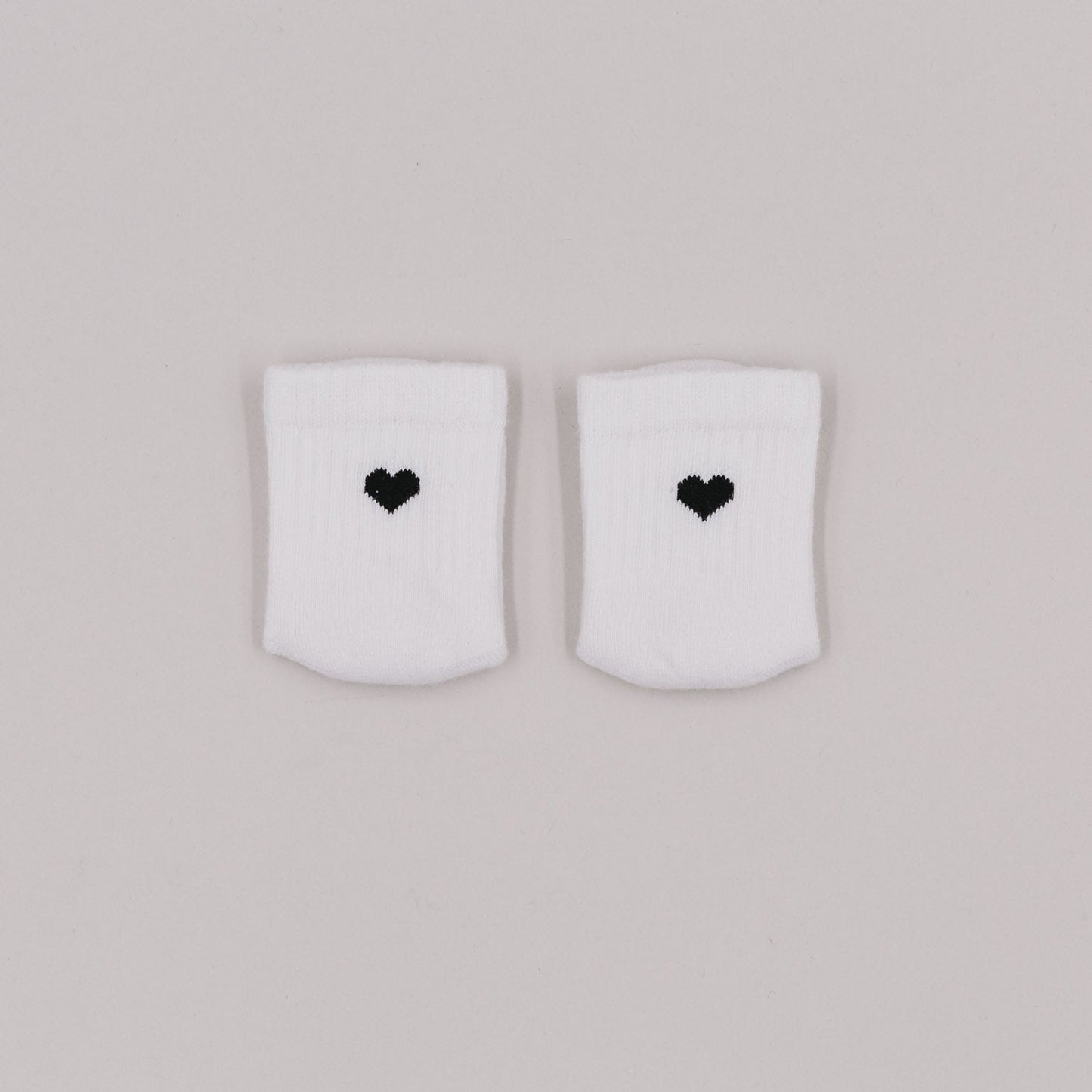 Babysocken | Herz | schwarz | Eulenschnitt | Gr. 16 - 18