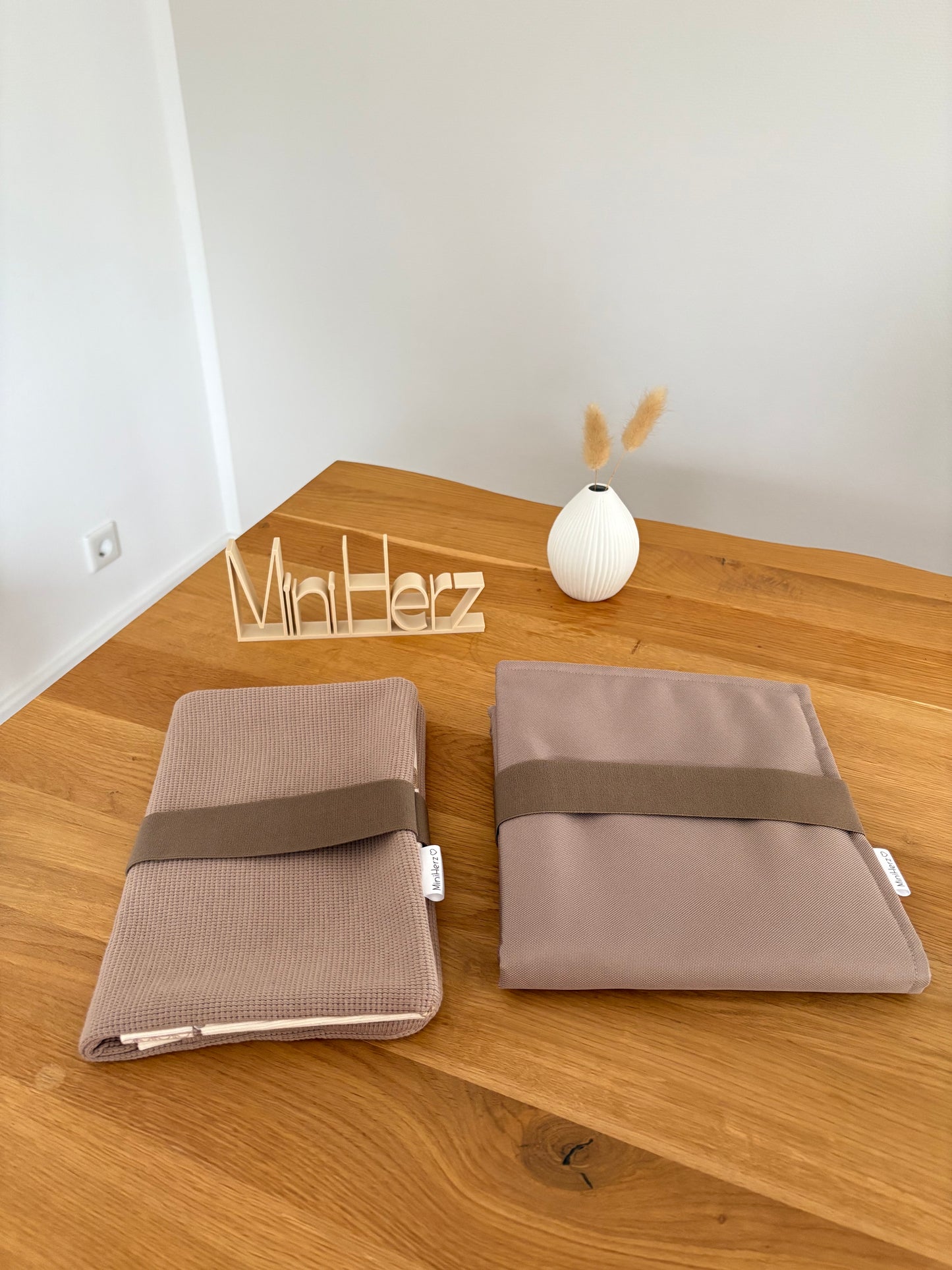 Mit Liebe gepackt -  Set Windeltasche & Wickelunterlage Taupe | Baufahrzeuge | Hellbraun