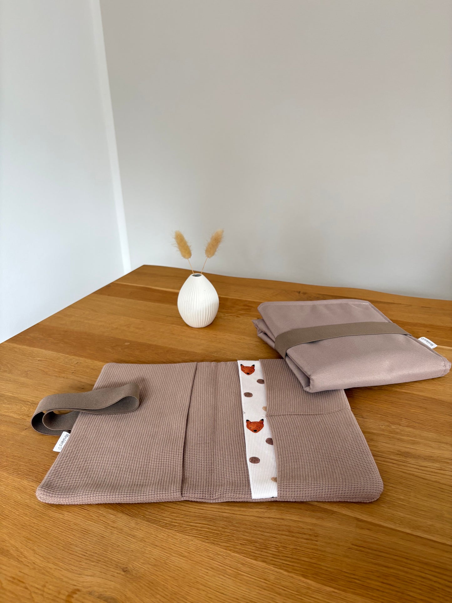 Mit Liebe gepackt - Set Windeltasche & Wickelunterlage | Taupe | Fuchs | Hellbraun