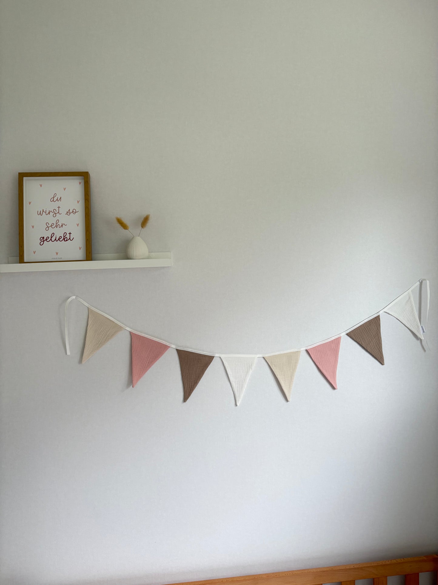 Musselin Wimpelkette | Kinderzimmer | Uni Rosa | Pastell