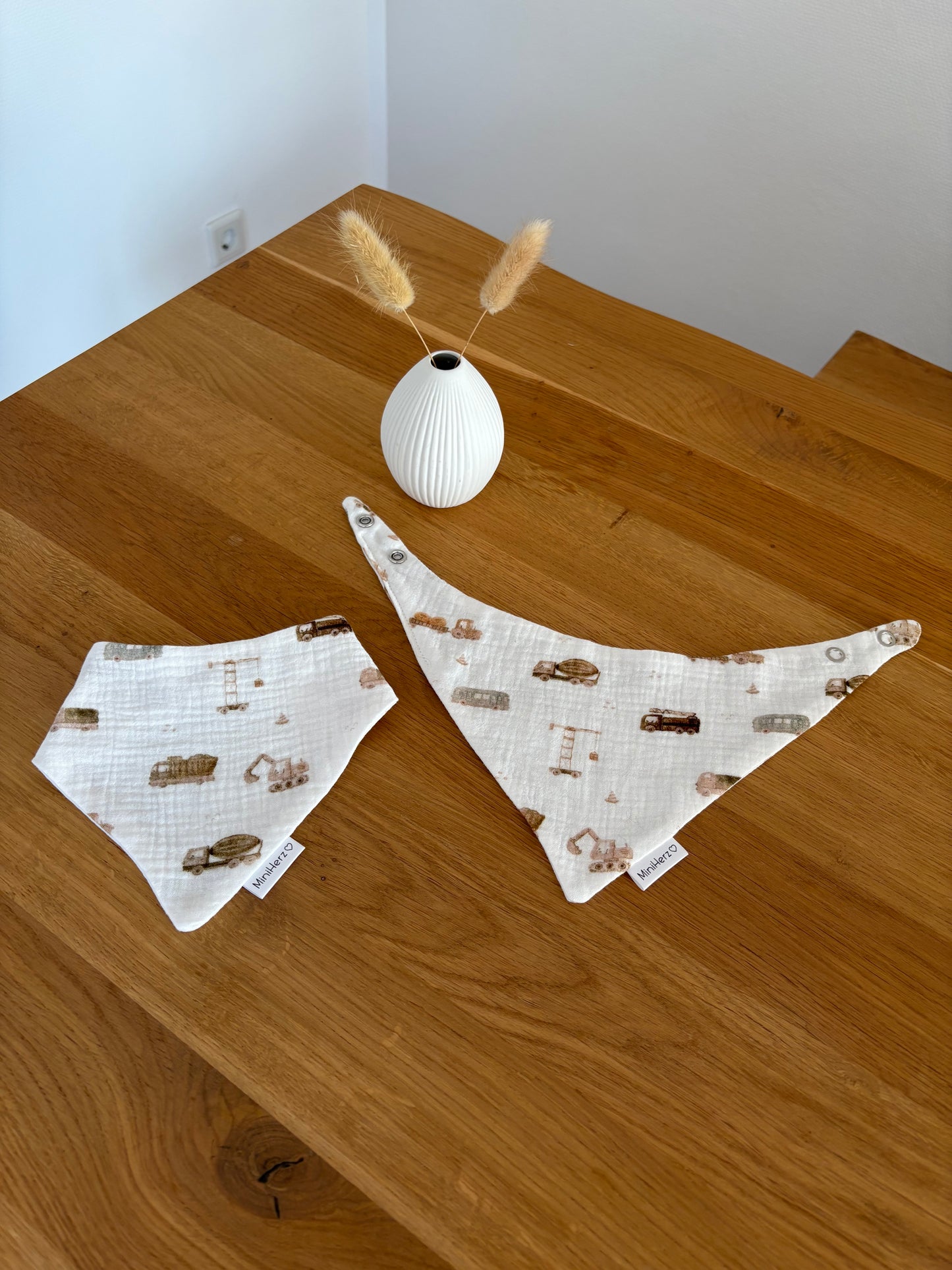 Baby Musselin Halstuch | Lätzchen 0-12 Monate | Druckknopf | Baufahrzeuge