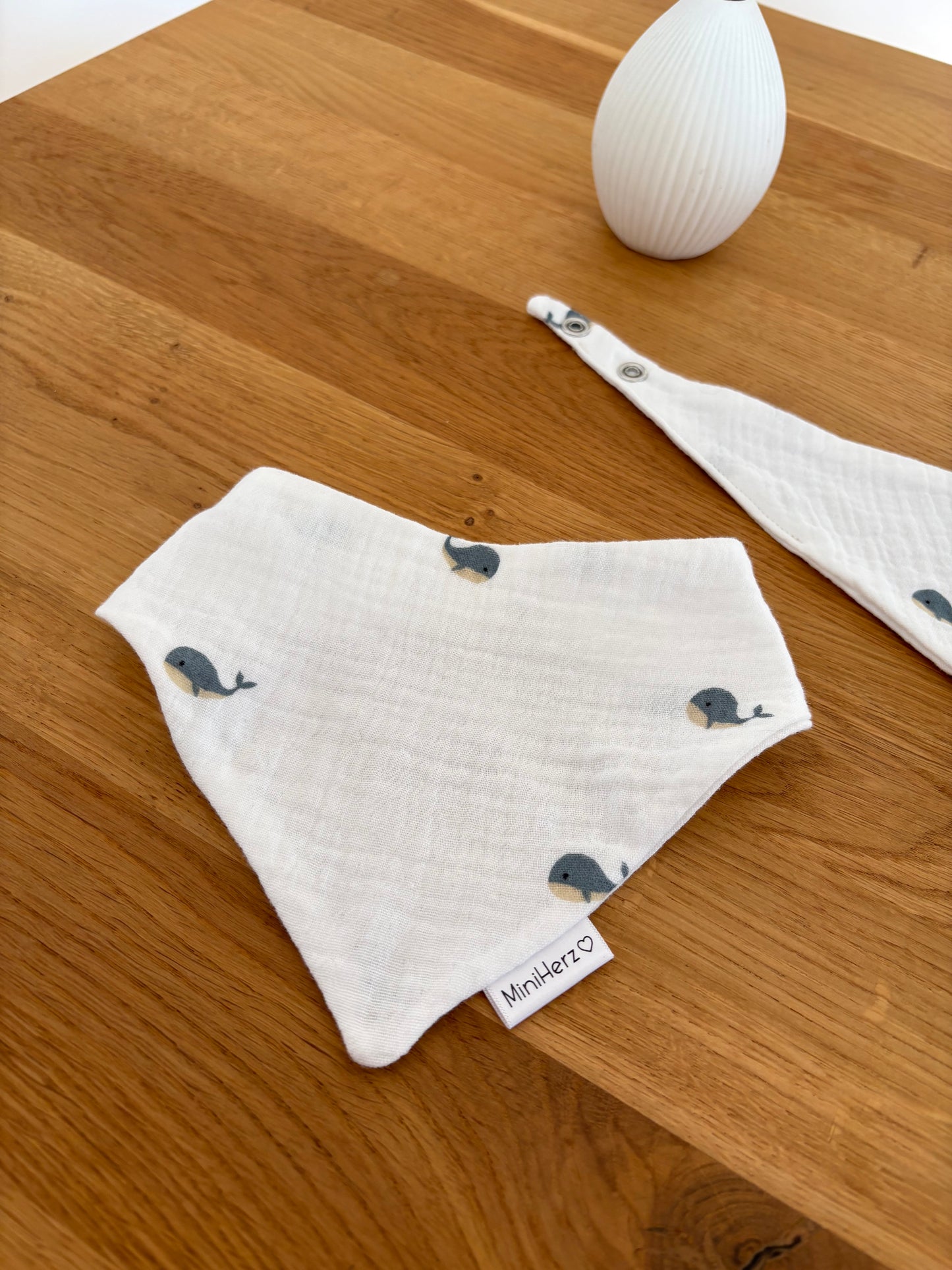Baby Musselin Halstuch | Lätzchen 0-12 Monate | Druckknopf | Wal