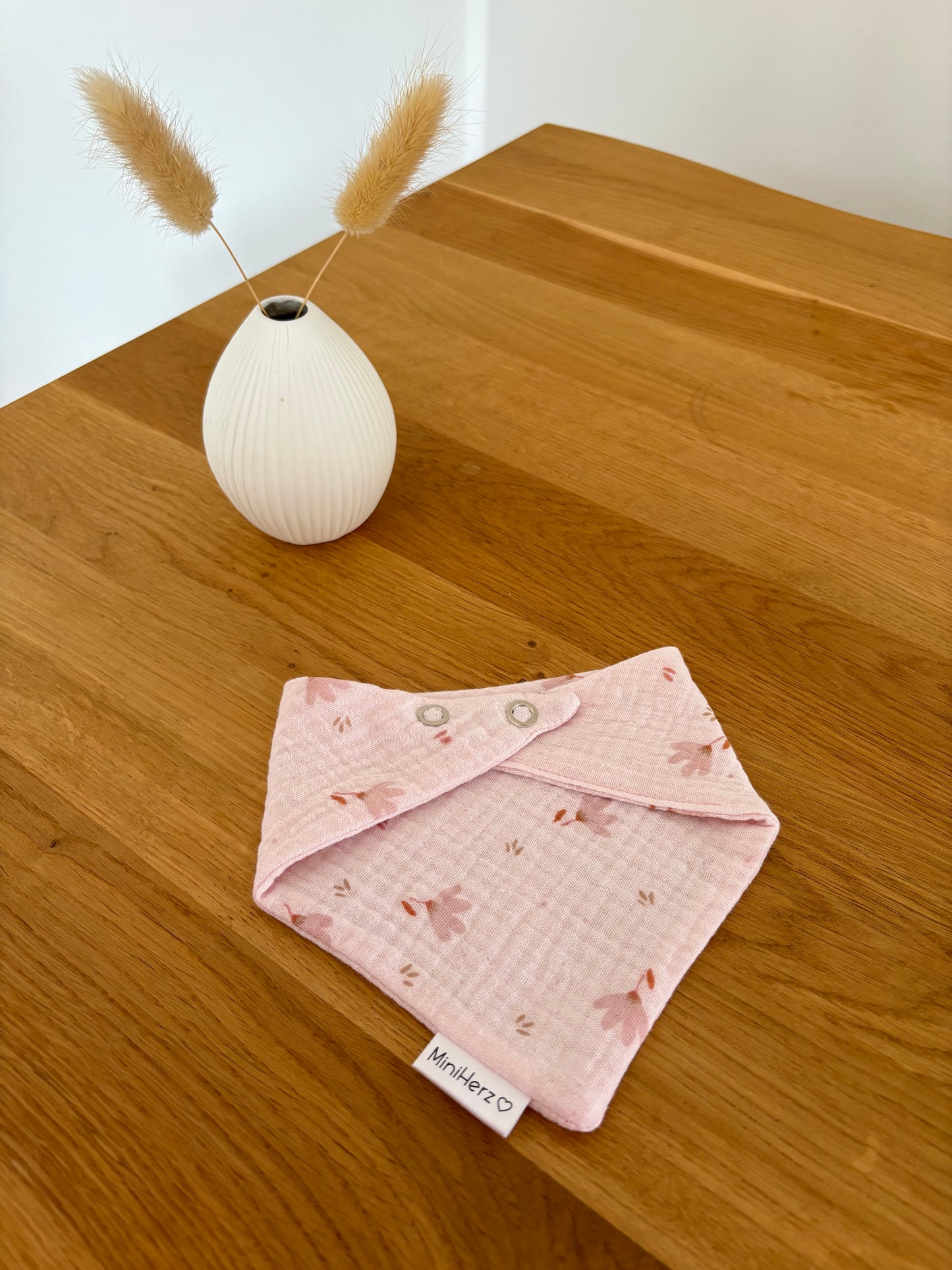 Baby Musselin Halstuch | Lätzchen 0-12 Monate | Druckknopf | Blume Rosa