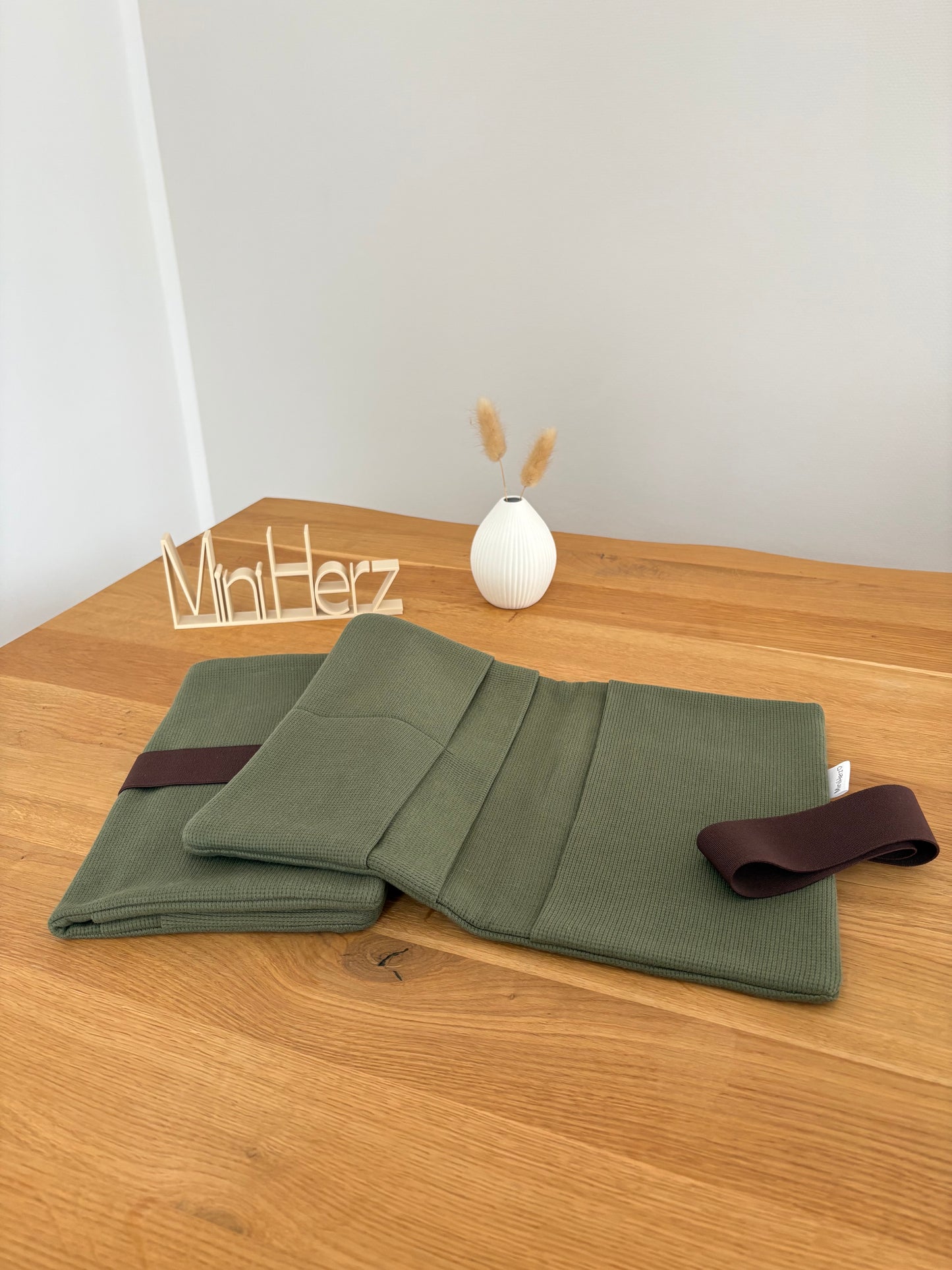 Windeltasche Tannengrün Uni | Dunkelbraun