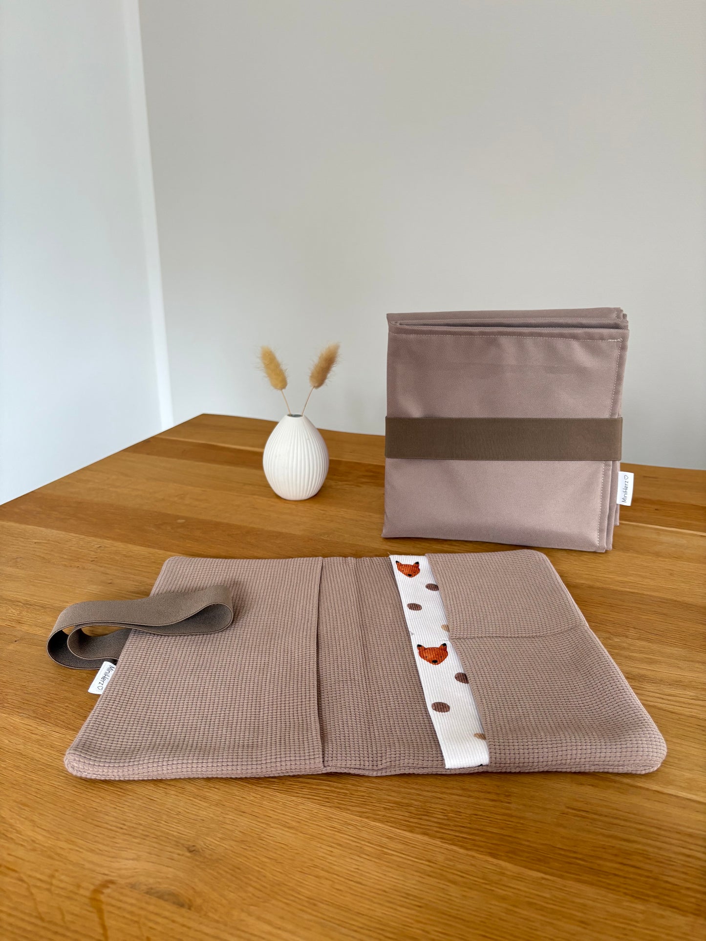Mit Liebe gepackt - Set Windeltasche & Wickelunterlage | Taupe | Fuchs | Hellbraun